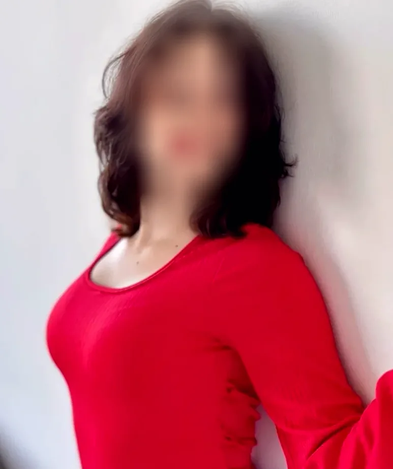 Anneke, 21