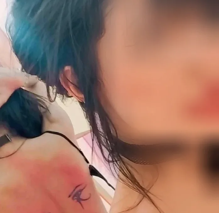 Ellen, 25