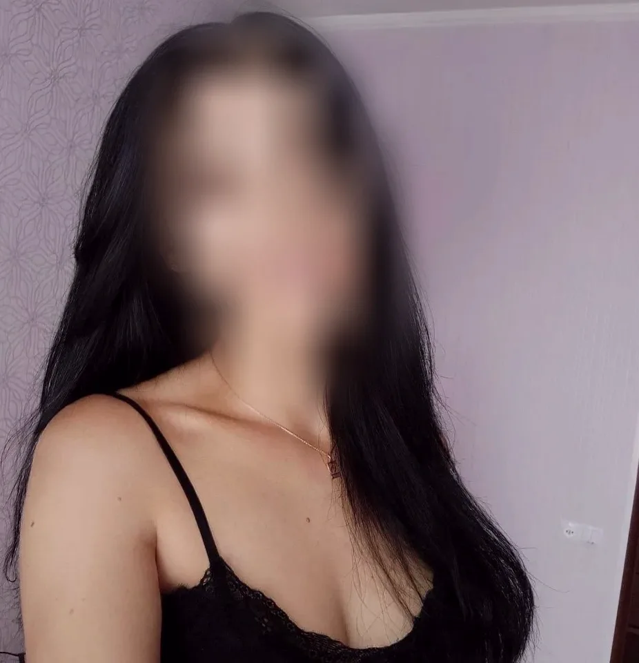 Fenna, 29